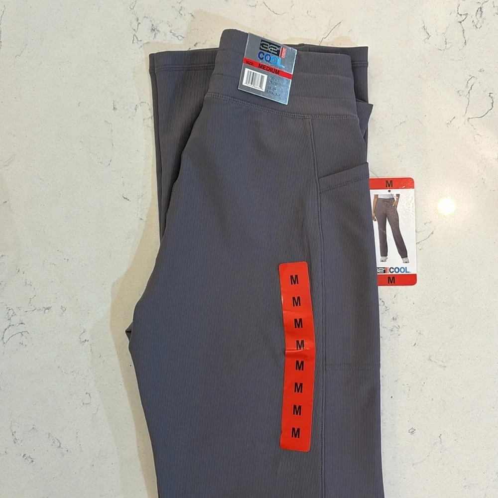 Women jogger pants - Picture 2 of 2